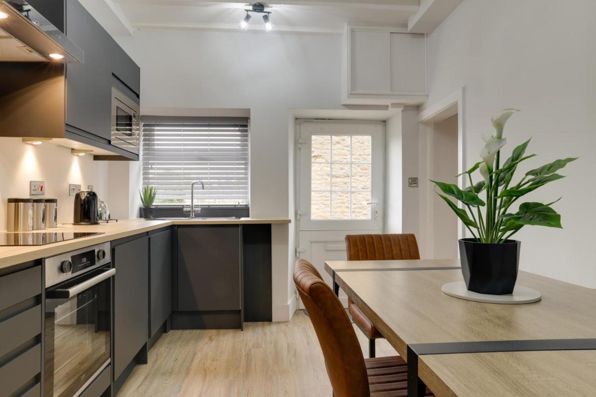 Beam End Snainton - Modern 2-Bedroom Stone Cottage Luaran gambar