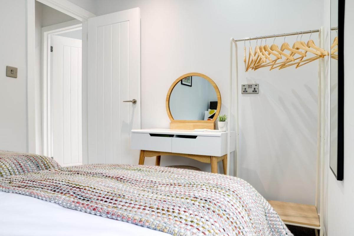 Beam End Snainton - Modern 2-Bedroom Stone Cottage Luaran gambar